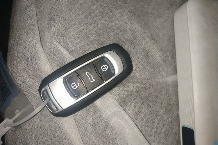 吉利银河 2024款 熊猫mini 200km 耐力熊中控内饰11