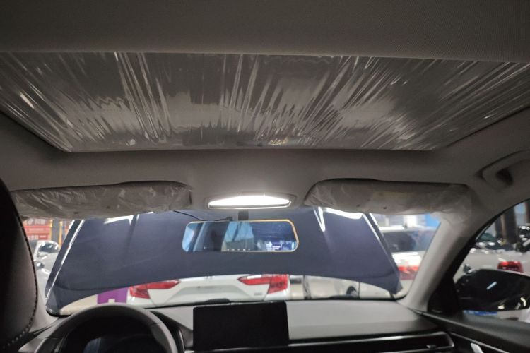 吉利汽车 帝豪 2022款 第4代 1.5L CVT精英型中控内饰22