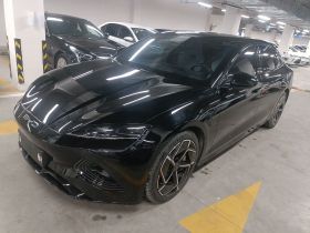 比亚迪 海豹 2022款 700km 长续航后驱版