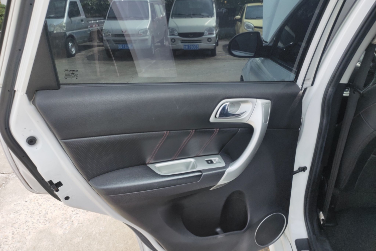 哈弗H6 2017款 经典版 1.5T 自动两驱都市型中控内饰49