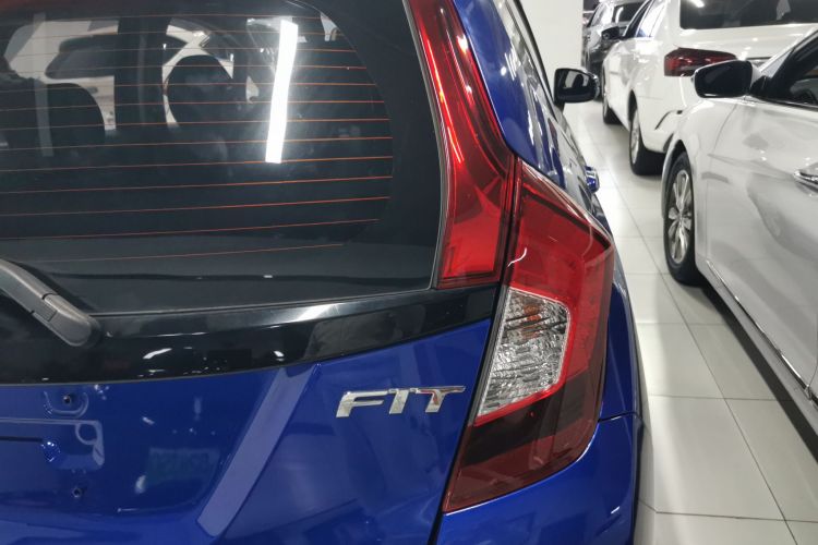 本田 飞度 2018款 1.5L CVT舒适版车身外观6006