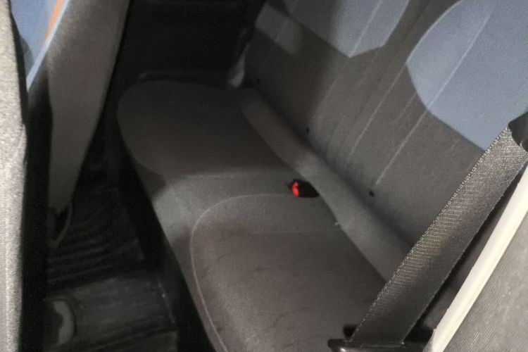 吉利银河 2023款 熊猫mini 200km 耐力熊中控内饰21