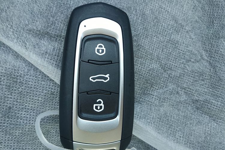 吉利银河 2024款 熊猫mini 200km 耐力熊中控内饰11