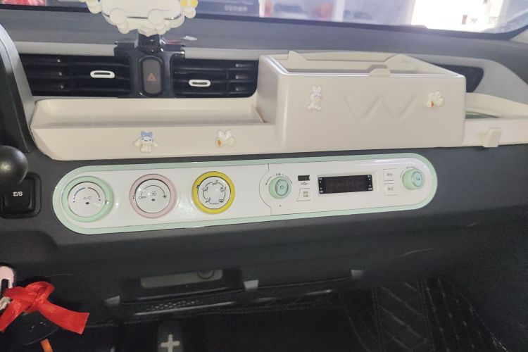 五菱汽车 宏光MINIEV 2021款 马卡龙臻享款 磷酸铁锂中控内饰16