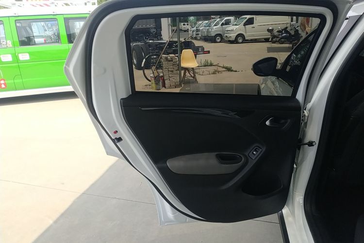 雪铁龙C3-XR 2021款 190THP DCT致尚版中控内饰7008