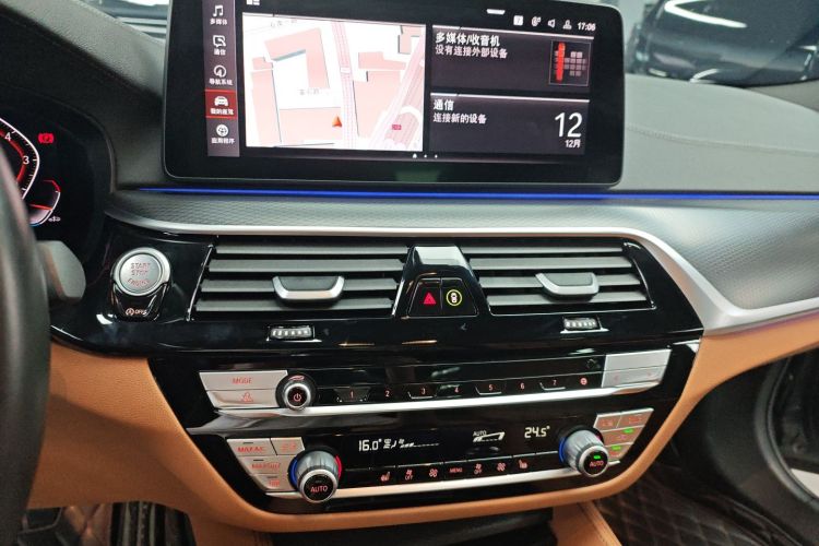 宝马5系(进口) 2022款 530i M运动套装中控内饰16