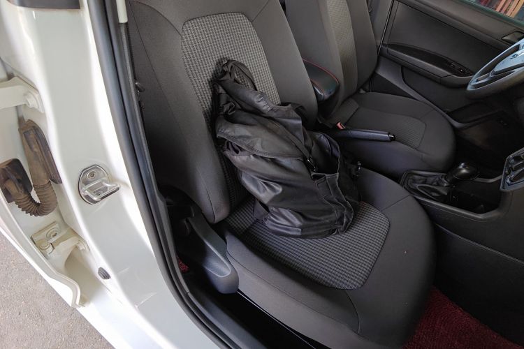 大众 桑塔纳 2019款 1.5L 自动风尚版 国VI局部细节41