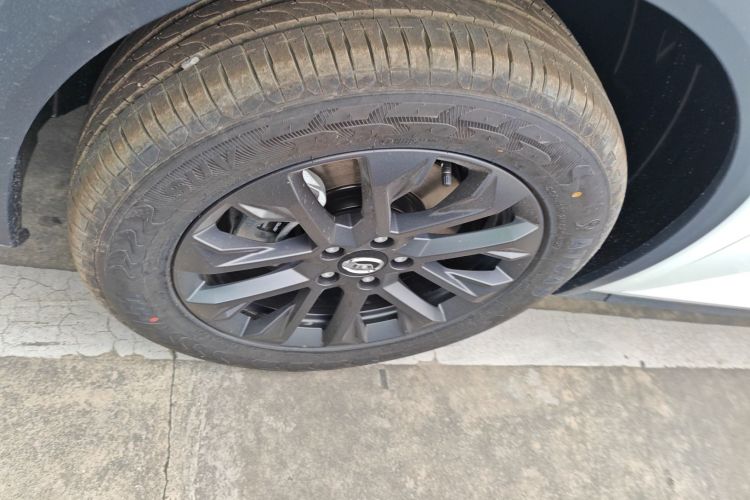 广汽传祺 传祺GS3 2026款 影速 270T 劲取版车身外观6007