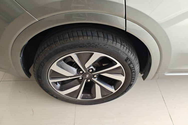 理想汽车 理想ONE 2021款 增程6座版车身外观6001