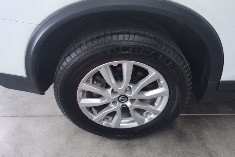 日产 奇骏 2022款 改款 2.0L 两驱智联舒享版车身外观6008