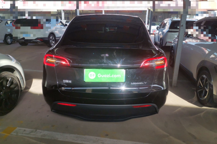 特斯拉 Model Y 2022款 后轮驱动版车身外观6004
