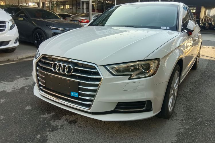 奥迪A3 2020款 Sportback 35 TFSI 进取型 国VI车身外观1