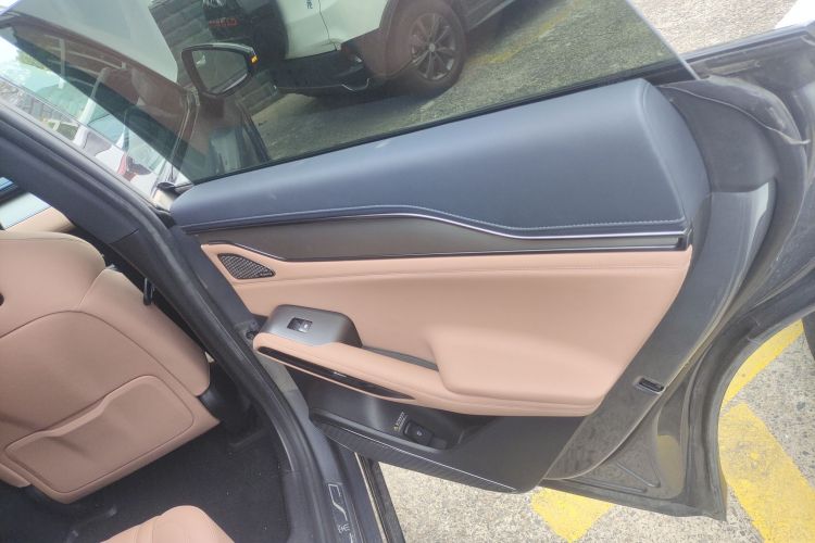 比亚迪 宋L EV 2024款 662km 卓越型中控内饰7006