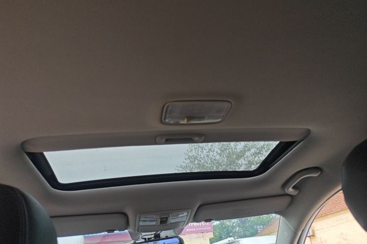 起亚 智跑 2016款 2.0L 自动两驱版GL中控内饰22