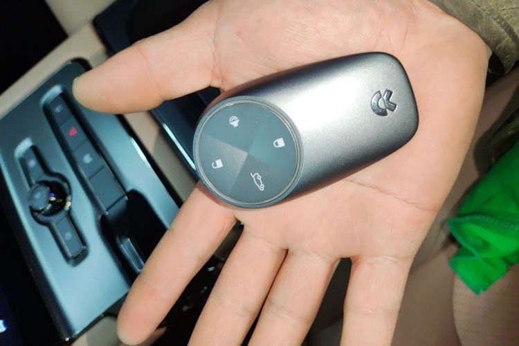 蔚来ES6 2022款 100kWh 性能版中控内饰7001