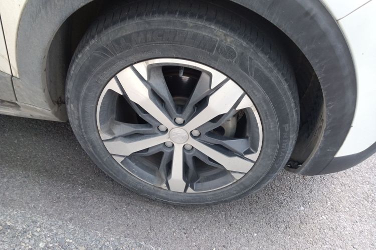 标致4008 2017款 350THP 精英版车身外观10