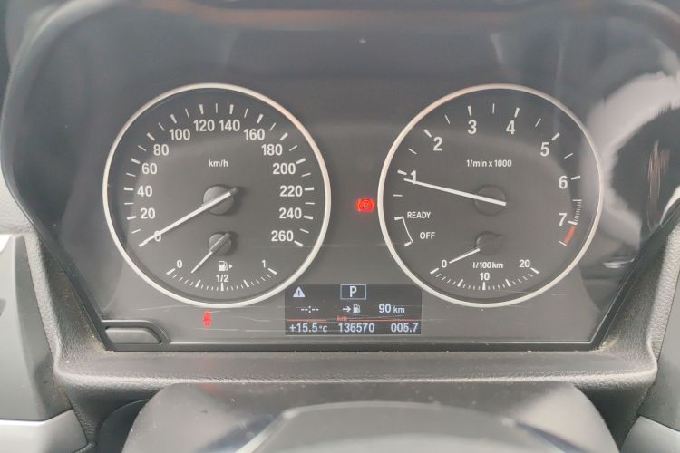 宝马1系 2017款 118i 时尚型中控内饰14