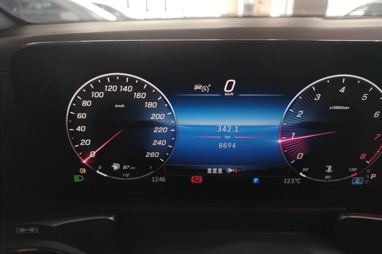 奔驰GLB 2024款 GLB 200 动感型局部细节14