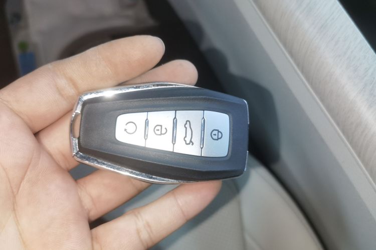 吉利汽车 星瑞 2024款 油混 1.5TD 天宫版中控内饰11