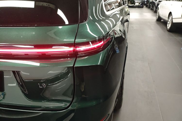 理想汽车 理想L9 2022款 Max车身外观9