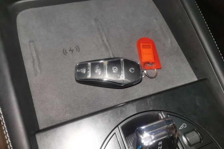 比亚迪 海豹06新能源 2024款 DM-i 120KM旗舰型中控内饰7001