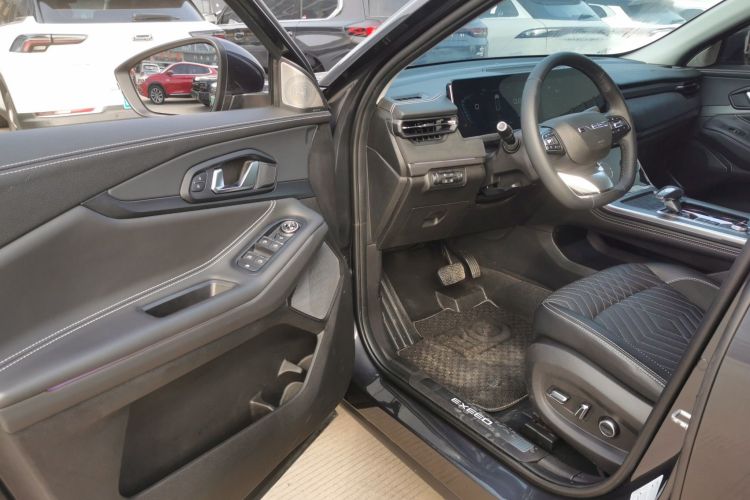 星途凌云 2023款 400T 两驱星尊版中控内饰20