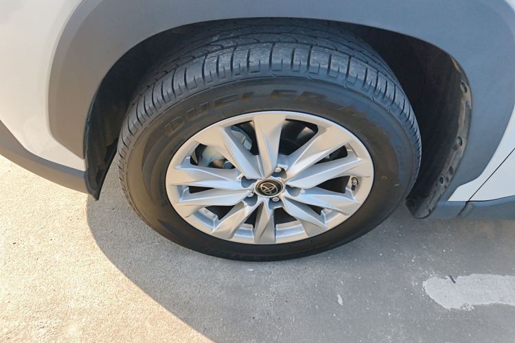 丰田 卡罗拉锐放 2022款 2.0L 精英版车身外观6007