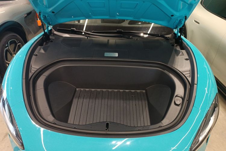 小米汽车 小米SU7 2024款 四驱超长续航高阶智驾Max版机舱底盘24