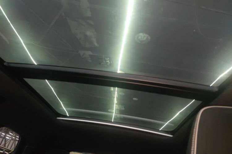 沃尔沃XC40新能源 2021款 P8 纯电 四驱智雅运动版局部细节22