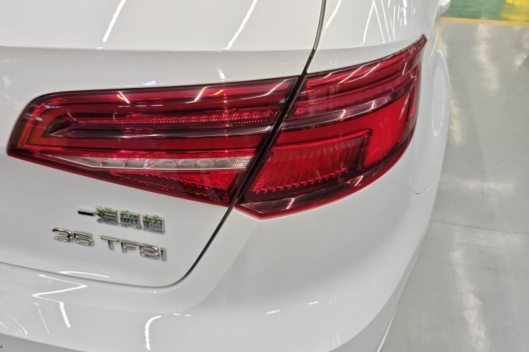 奥迪A3 2020款 Sportback 35 TFSI 时尚型 国VI车身外观9