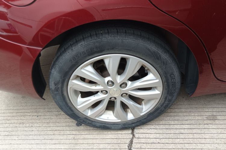 别克 英朗 2021款 改款 典范 1.5L 自动精英型车身外观6008