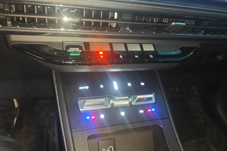 林肯 冒险家 2024款 2.0T 两驱尊雅版局部细节18