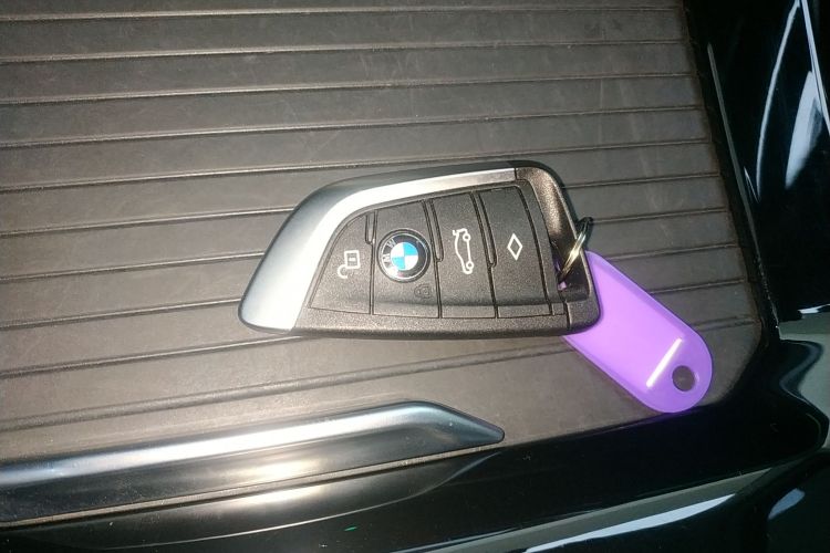 宝马X3 2022款 xDrive30i 领先型 M曜夜套装中控内饰7001