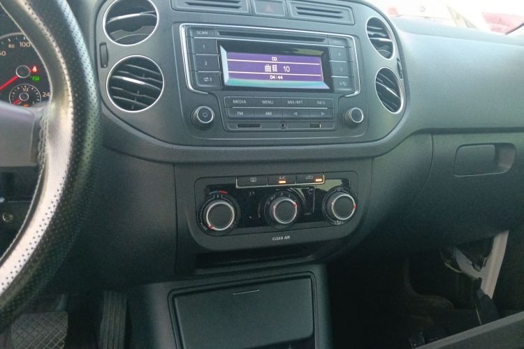 大众 途观 2016款 280TSI 自动两驱丝绸之路风尚版中控内饰16