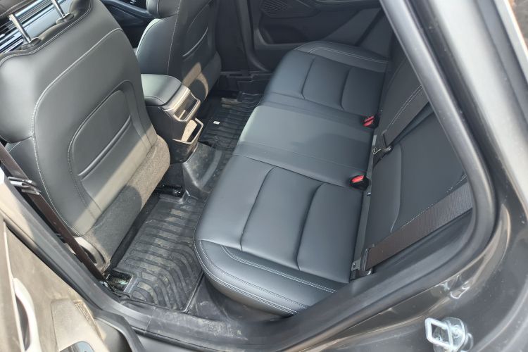 吉利汽车 帝豪 2025款 第4代 1.5L 手动龙腾版中控内饰21