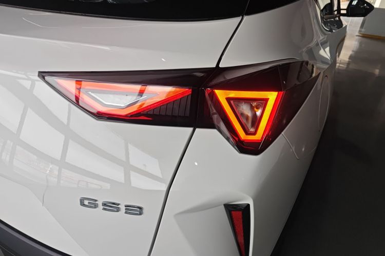 广汽传祺 传祺GS3 2026款 影速 270T 劲取版车身外观9