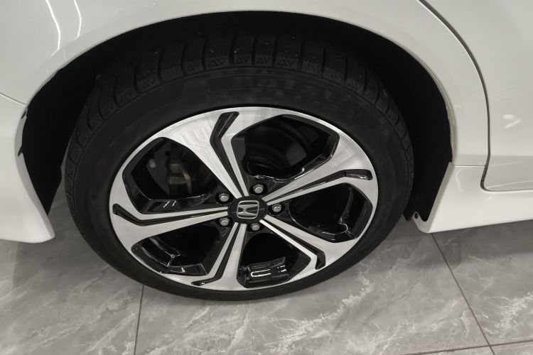 本田 杰德 2017款 210TURBO CVT豪华版 5座车身外观6008