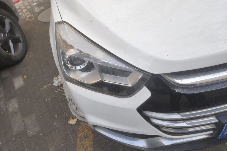 江汽集团 瑞风S2 2015款 1.5L 手动豪华型车身外观8