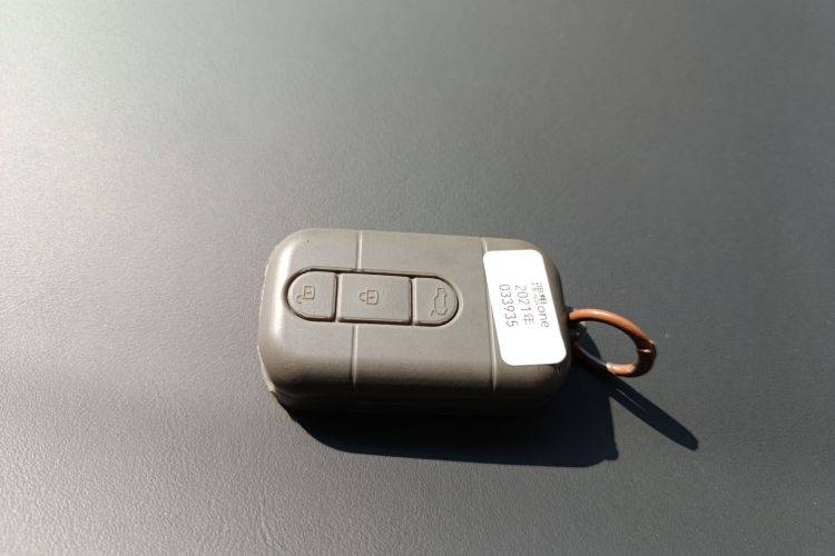 理想汽车 理想ONE 2020款 增程6座版中控内饰7001