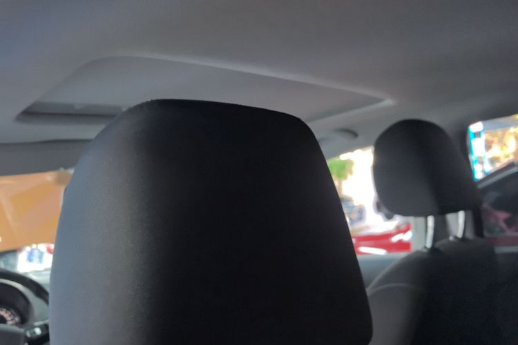 大众 2016款 1.6L Cross Polo 自动中控内饰22