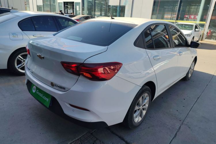 雪佛兰 科沃兹 2022款 325T 自动欣悦版车身外观7