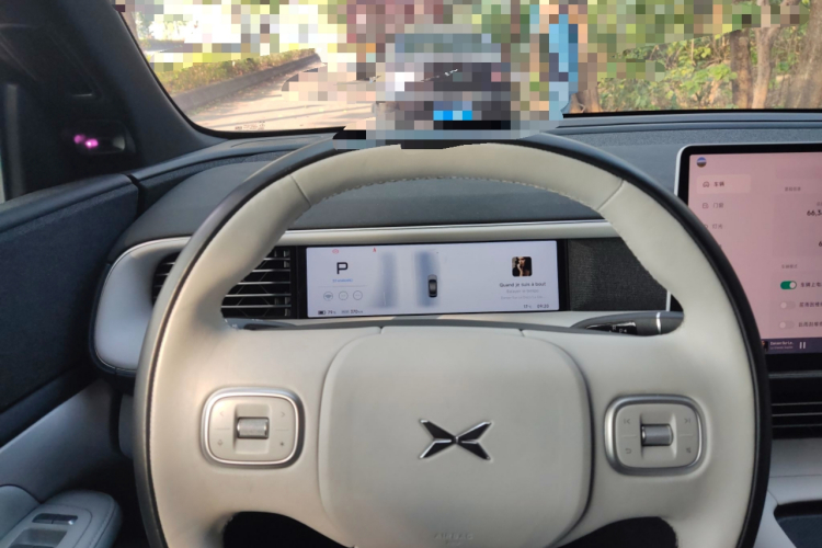 小鹏G6 2023款 580 长续航 Pro中控内饰14