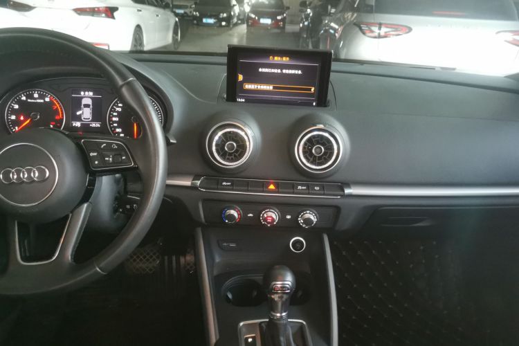 奥迪A3 2019款 Sportback 35 TFSI 进取型 国V局部细节16