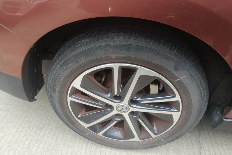 启辰D60 2018款 1.6L CVT智联精英版车身外观6008