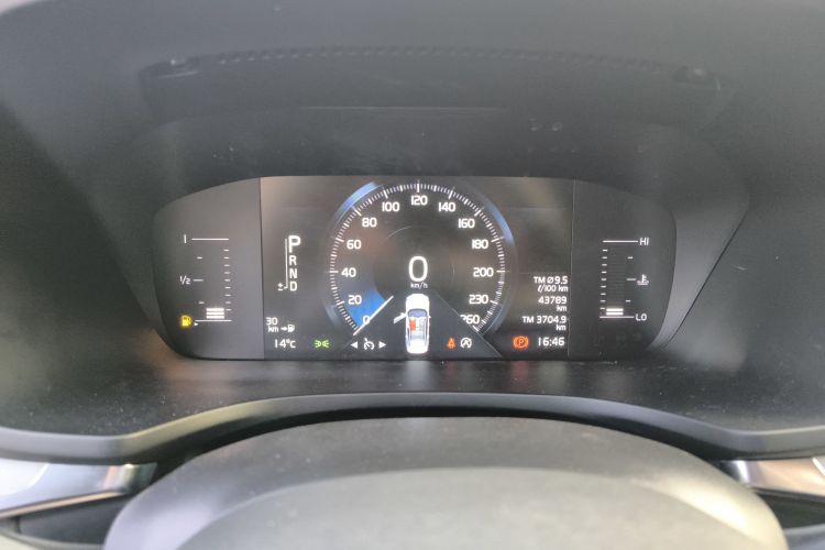 沃尔沃S60 2021款 T4 智逸豪华版中控内饰14