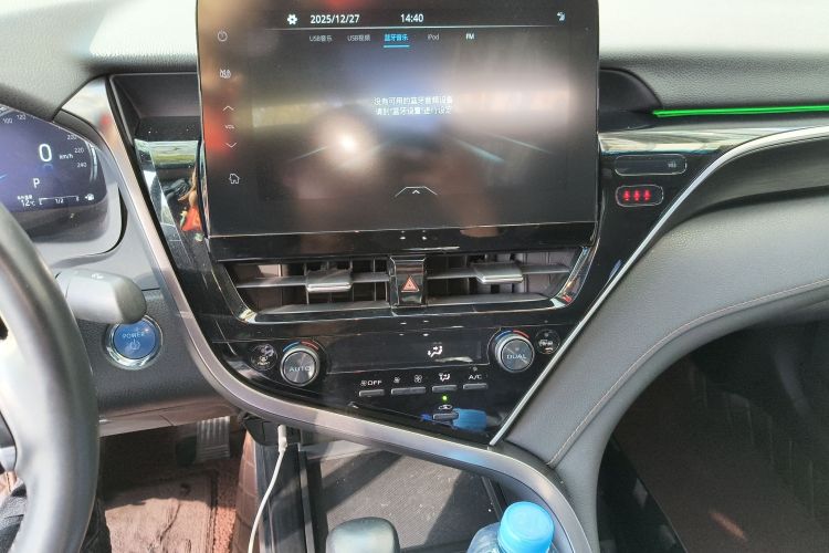 丰田 凯美瑞 2021款 双擎 2.5HG 豪华版中控内饰16