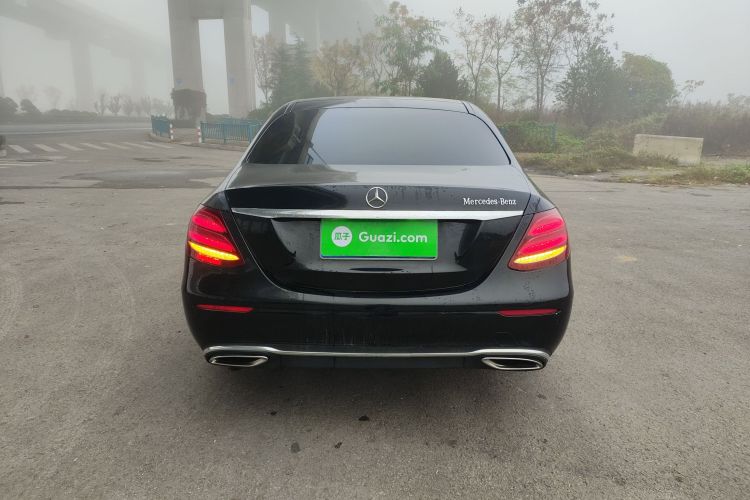 奔驰E级 2018款 E 200 L车身外观6