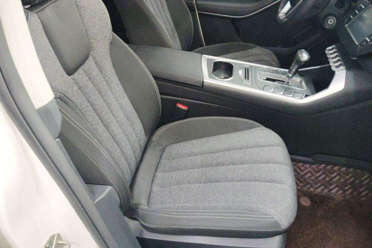 福特 领界 2019款 EcoBoost 145 CVT精领型 国VI局部细节41