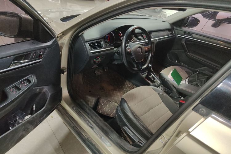 大众 C-TREK蔚领 2020款 1.5L 自动舒适型中控内饰20