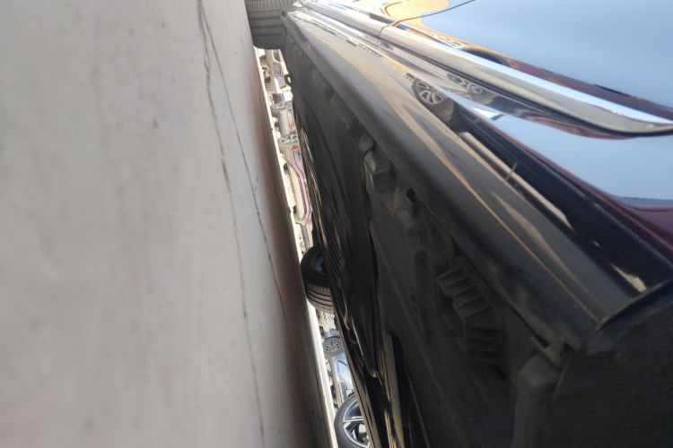 宝马7系 2021款 730Li M运动套装局部细节9002